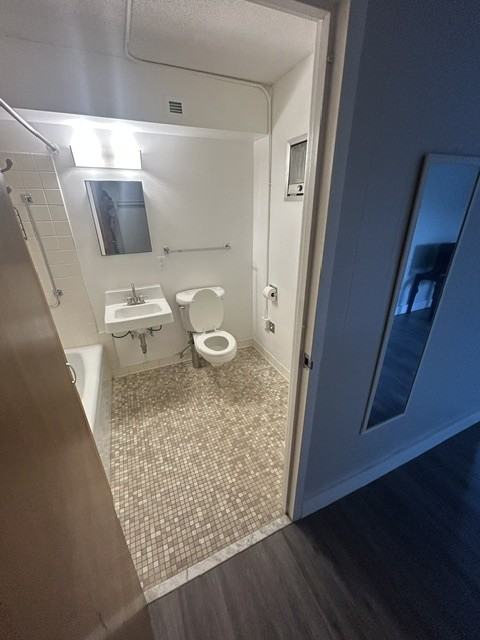 745 Walnut Street - Photo 7 of 44