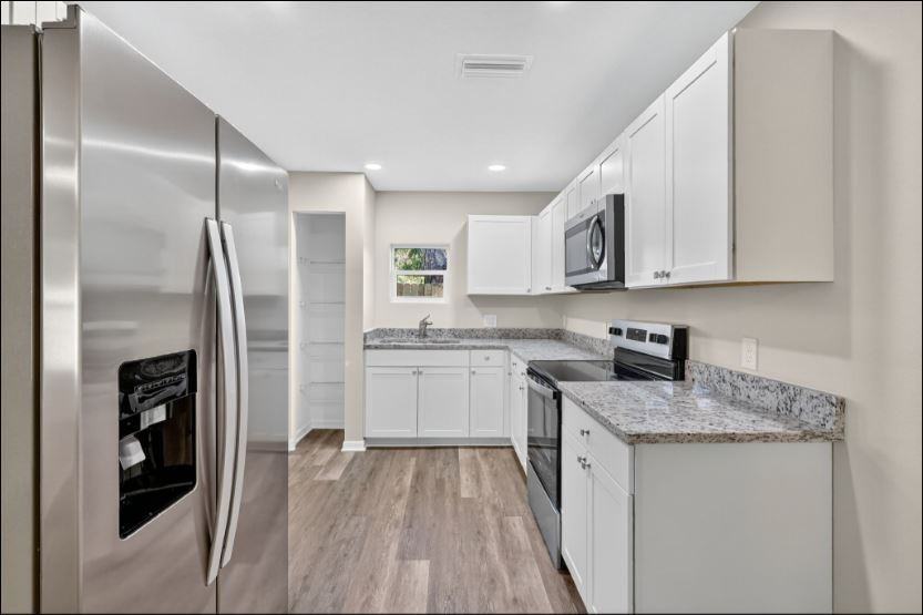 1511 8th Avenue East - Photo 4 of 20