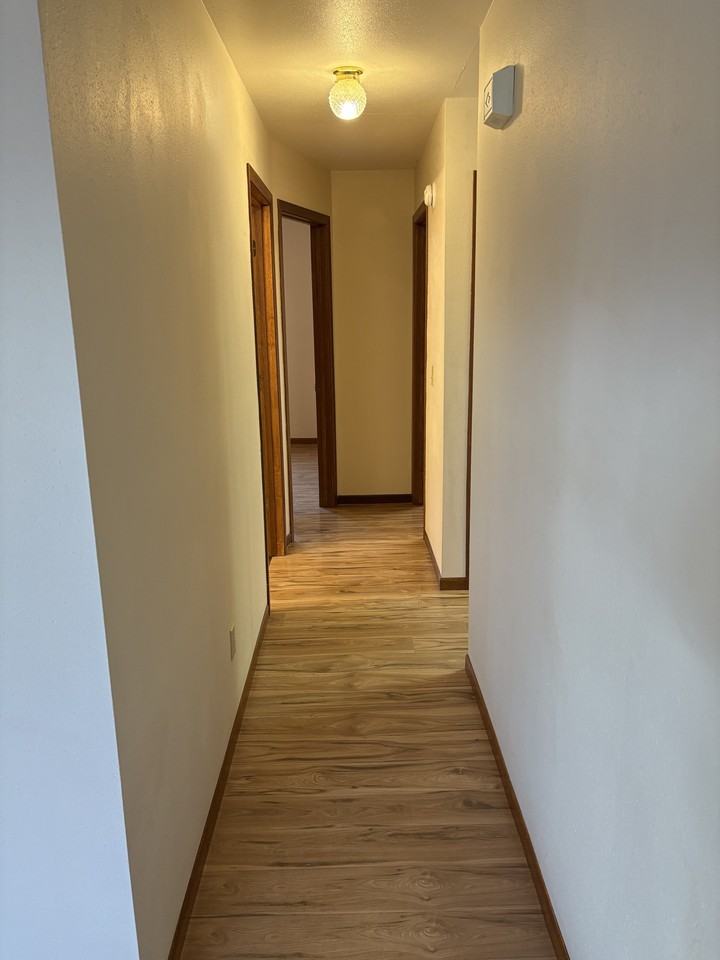 133 South Dakota Street - Photo 4 of 19