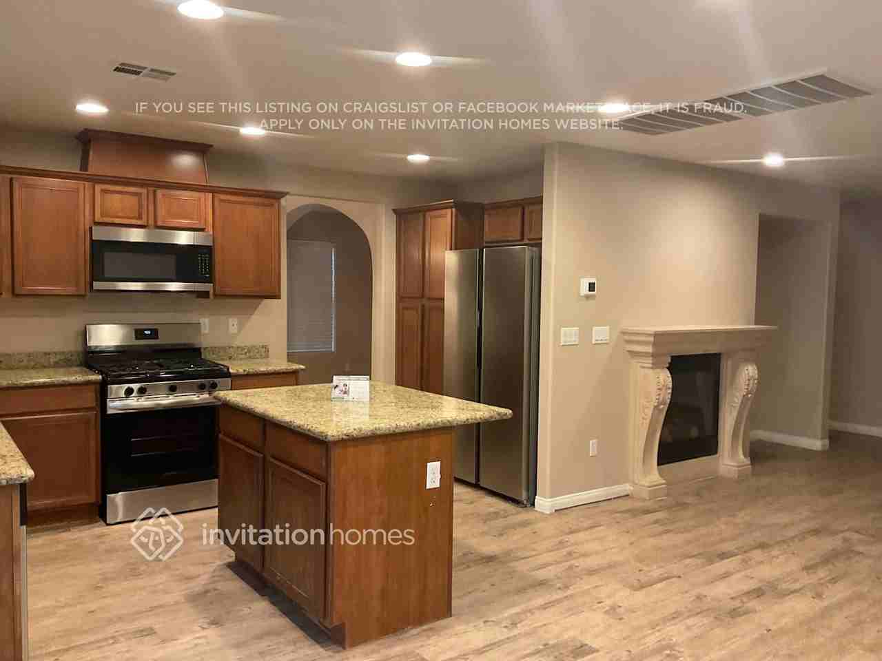 8922 Skyline Peak Ct - Photo 7 of 15