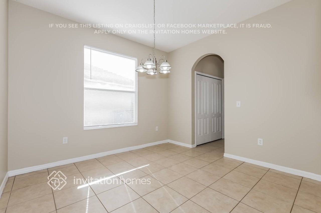 12820 Standbridge Dr - Photo 7 of 18