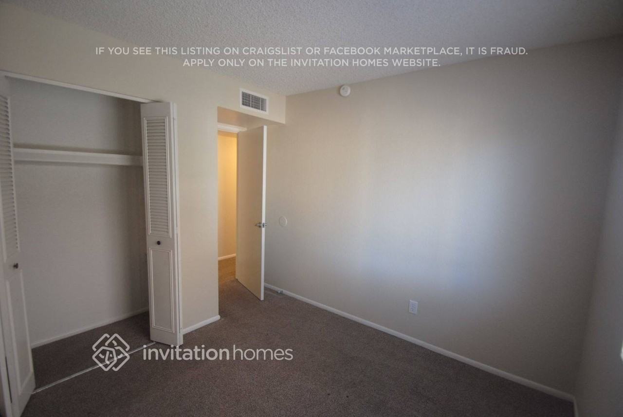 4228 N 81st Dr - Photo 6 of 11