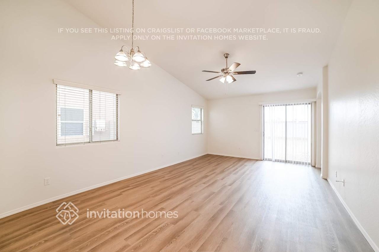 18365 W Eva St - Photo 5 of 17