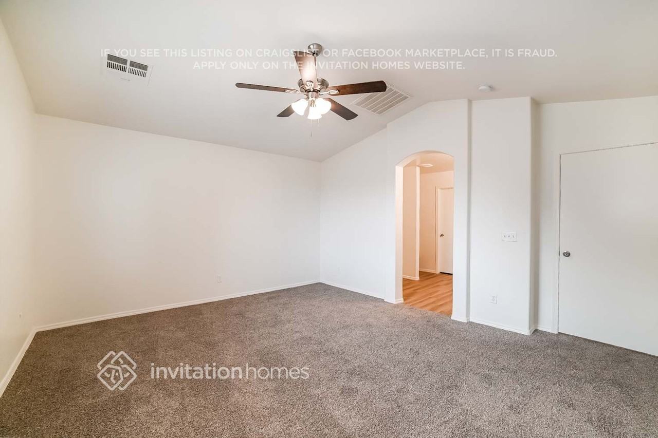 18365 W Eva St - Photo 7 of 17