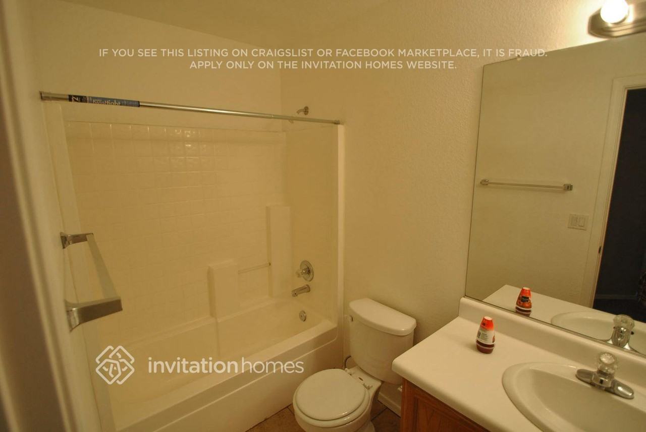 15915 W Smokey Dr - Photo 7 of 8