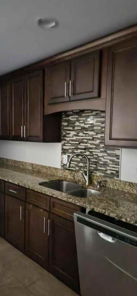 106 M L King Blvd Ste A #A - Photo 6 of 9