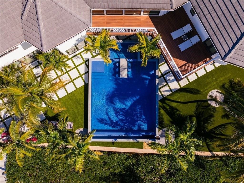 225 Osprey Ct - Photo 3 of 19