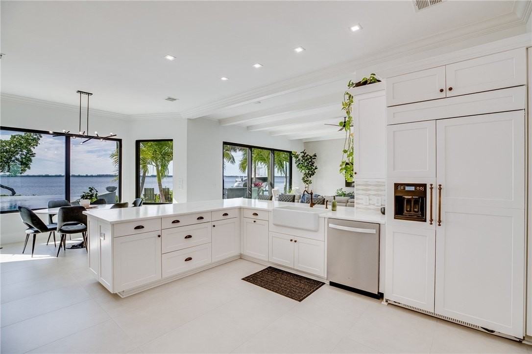 225 Osprey Ct - Photo 4 of 19