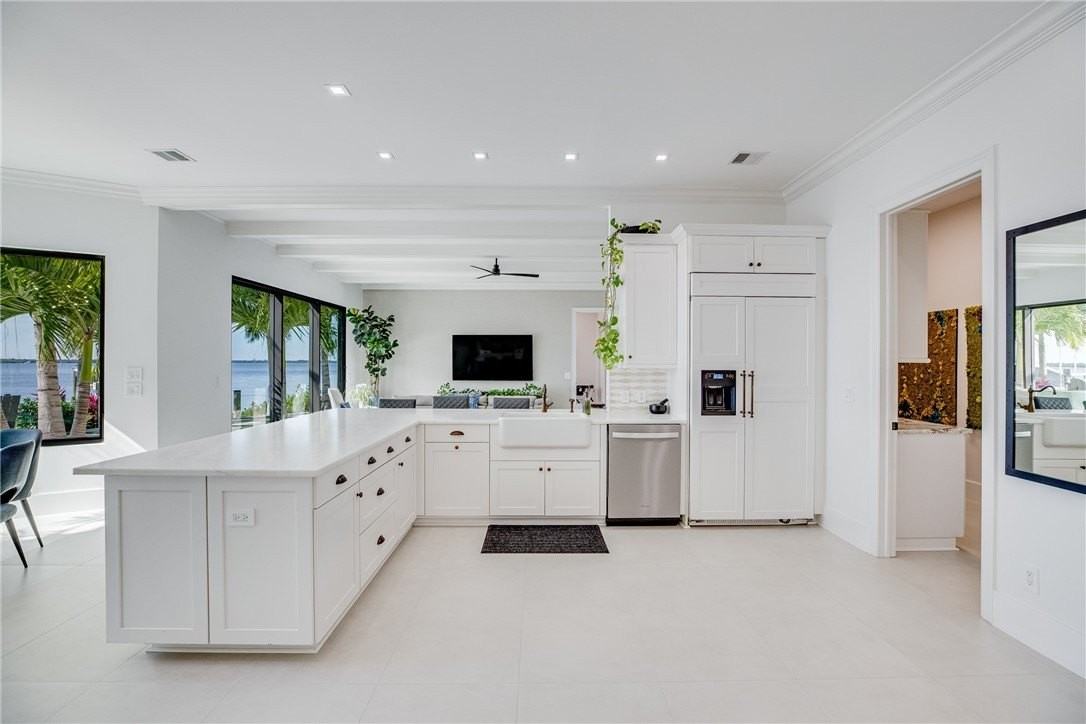 225 Osprey Ct - Photo 5 of 19