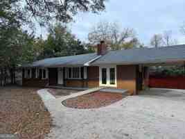 featured image of 5939 Cleveland Hwy