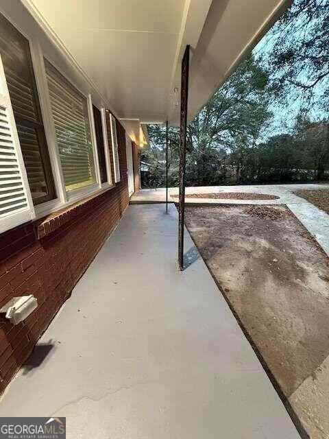 5939 Cleveland Hwy - Photo 2 of 20