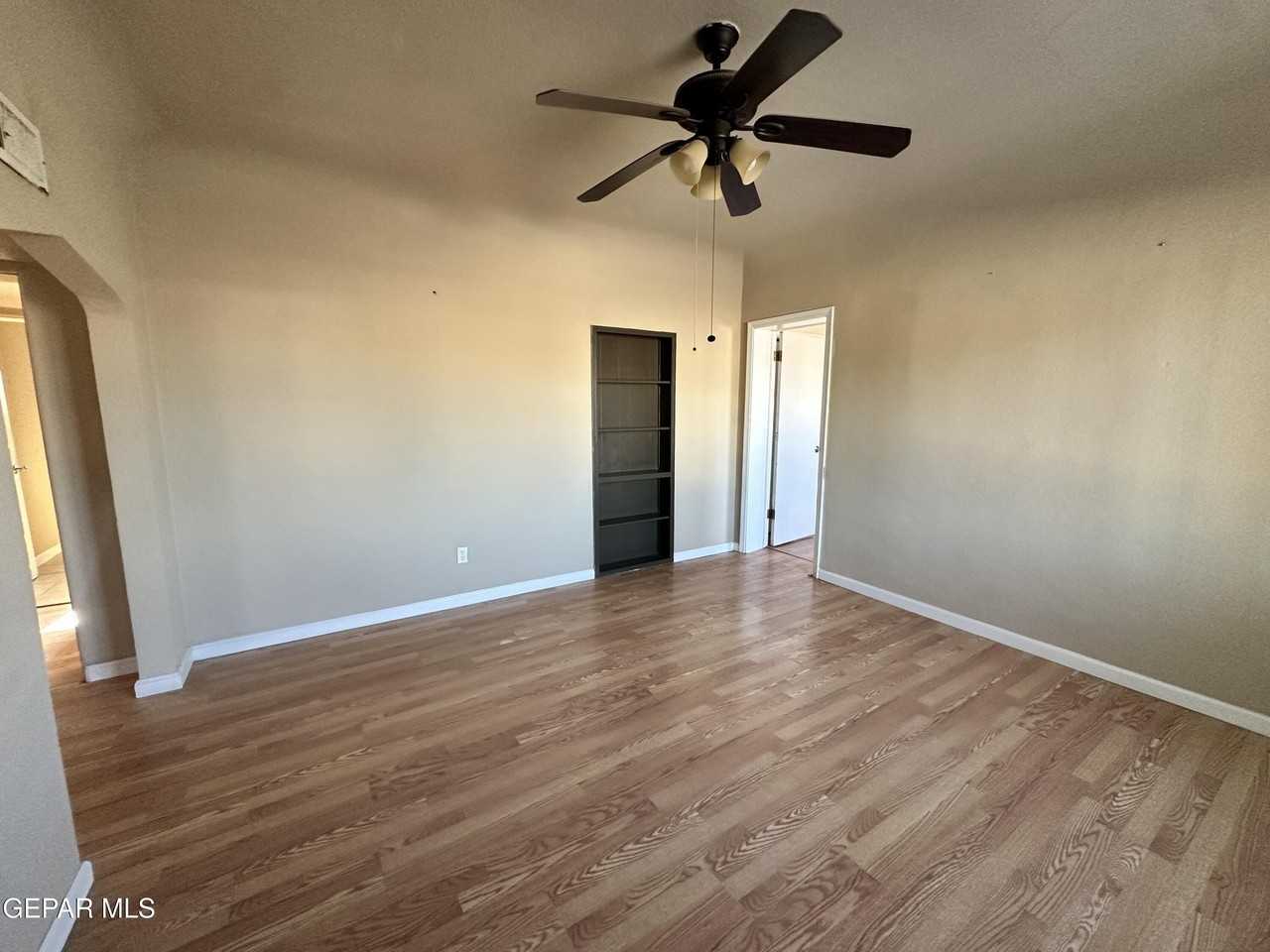 7224 Dale Rd - Photo 2 of 15