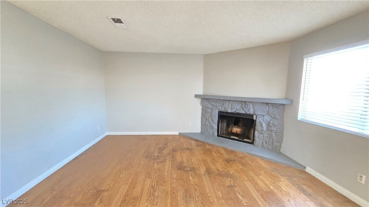 1600 Burningwood Ln #201 - Photo 4 of 8