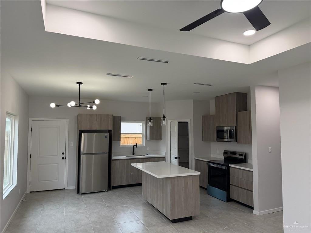 701 N Alexandrite Ave #1 - Photo 2 of 7