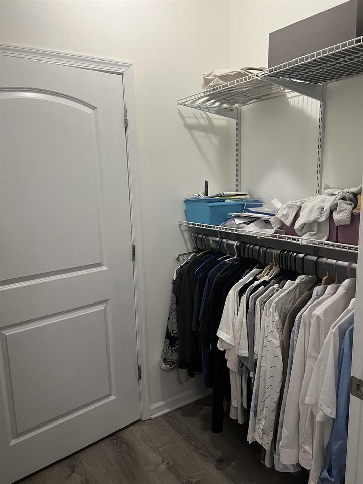 5903 Jefferson St #302 - Photo 7 of 8