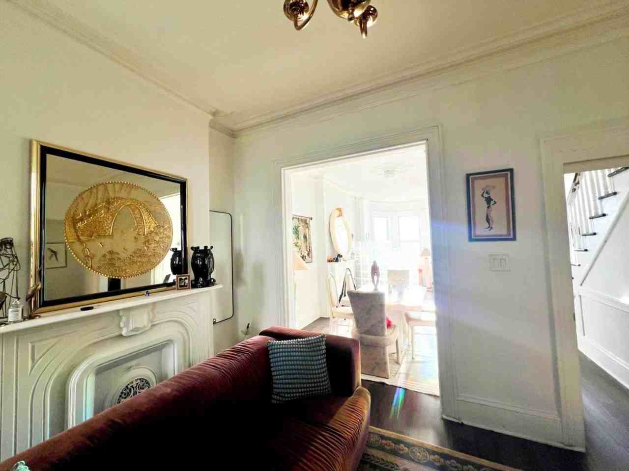 118 Clinton Ave - Photo 2 of 19