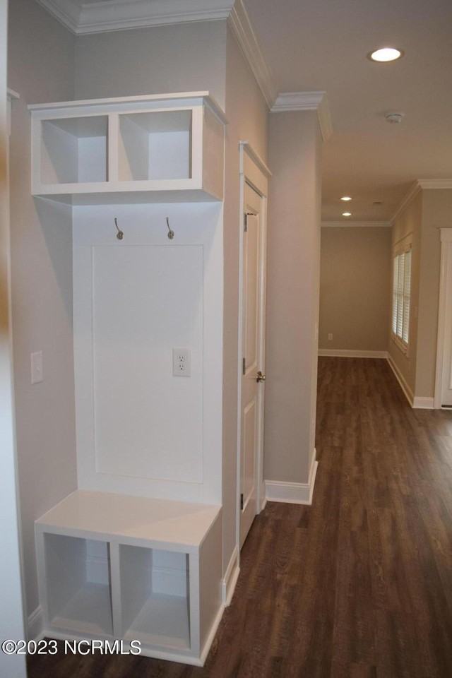 829 Blue Bird Dr - Photo 5 of 21