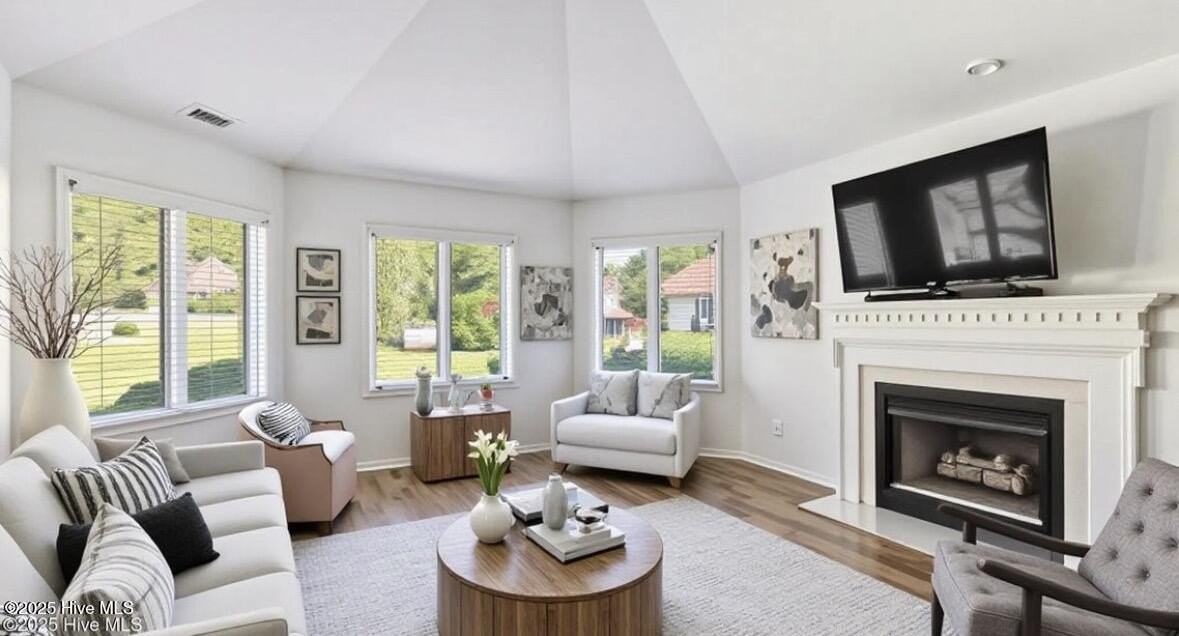 107 Pinnacle Ct - Photo 4 of 5