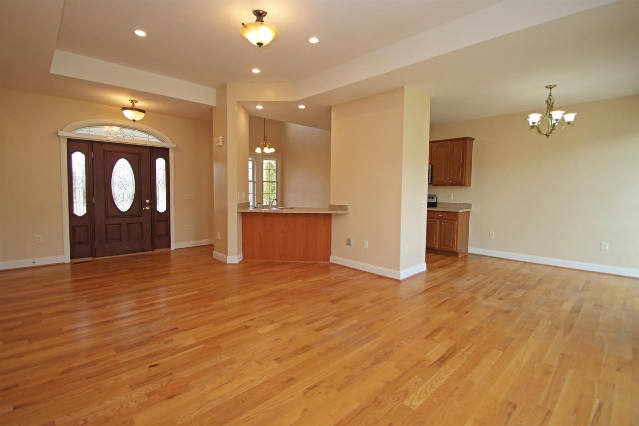 17888 Mountain Valley Rd - Photo 5 of 26