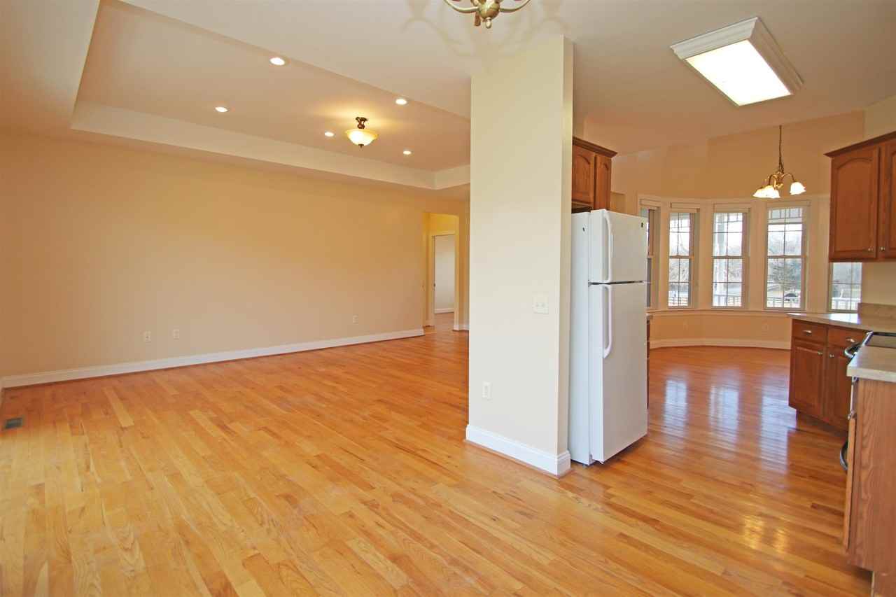 17888 Mountain Valley Rd - Photo 7 of 26