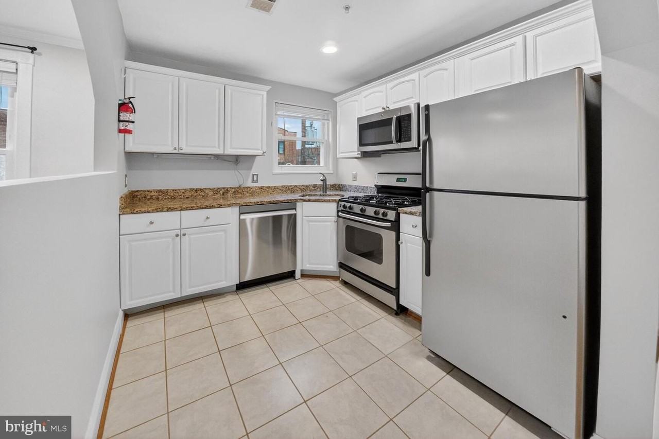 401 Evarts St Ne - Photo 6 of 15