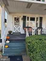 featured image of 421 N Chestnut St