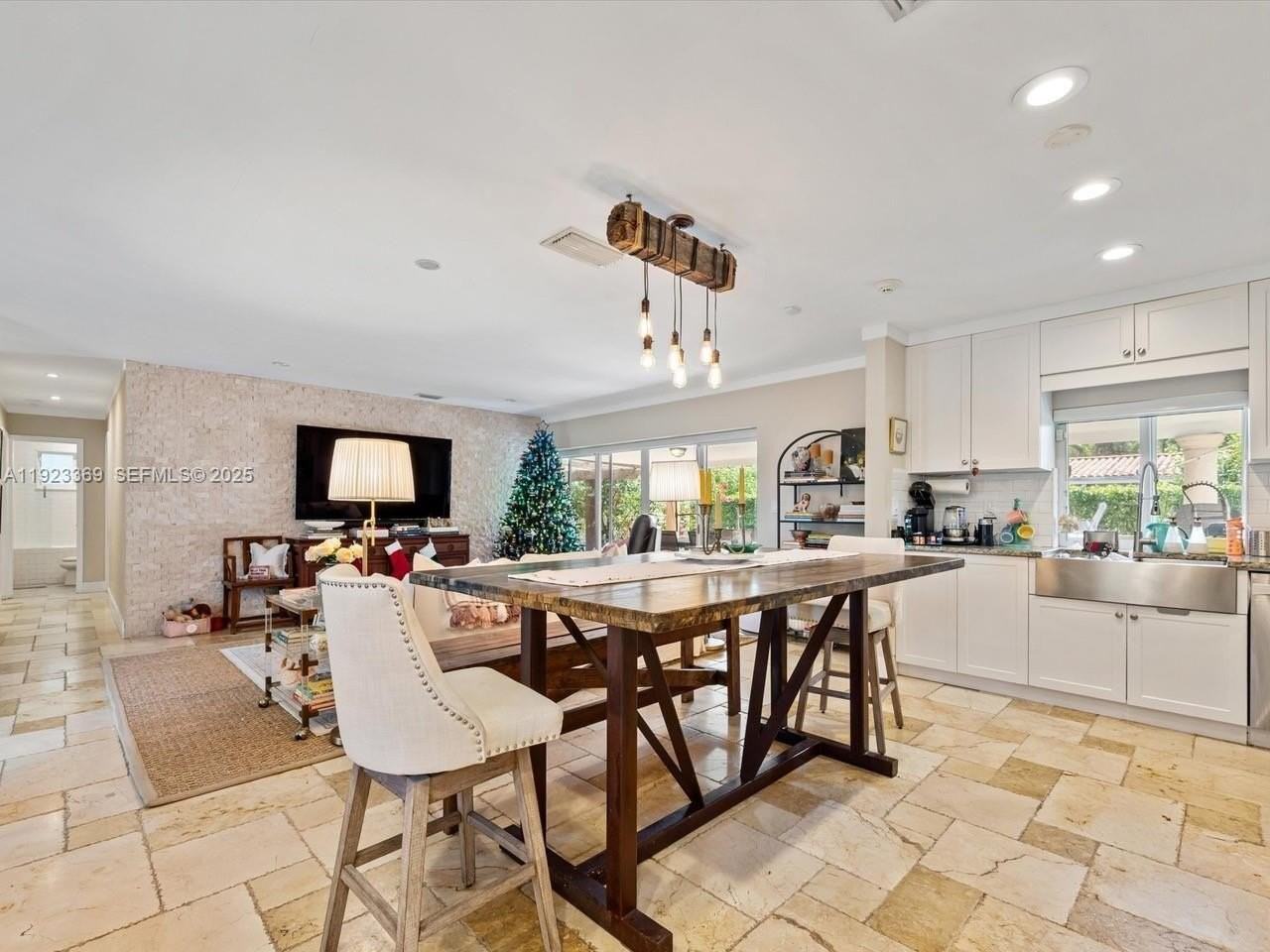 6300 Sw 48th St - Photo 3 of 23