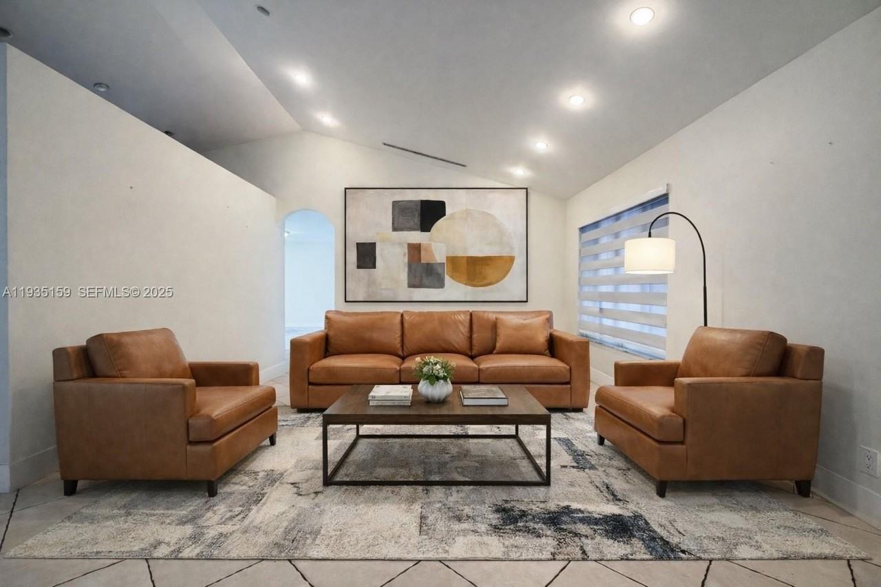 12250 Sw 2nd St - Photo 3 of 23