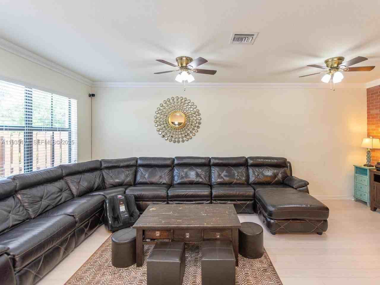 12320 S Village Cir #12320 - Photo 7 of 31