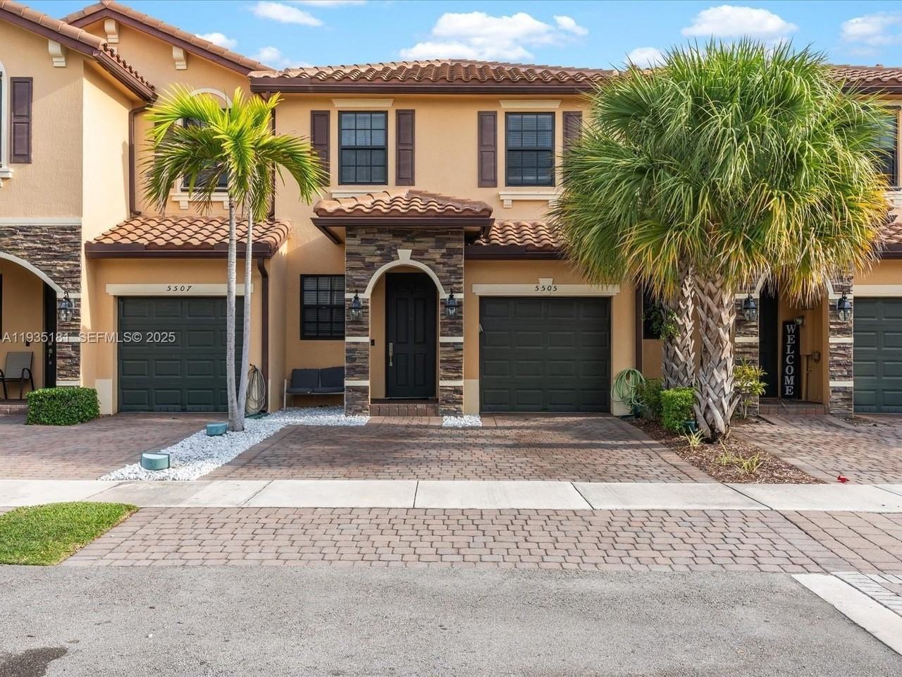 5505 Nw 27th Ct #5505 - Photo 5 of 50