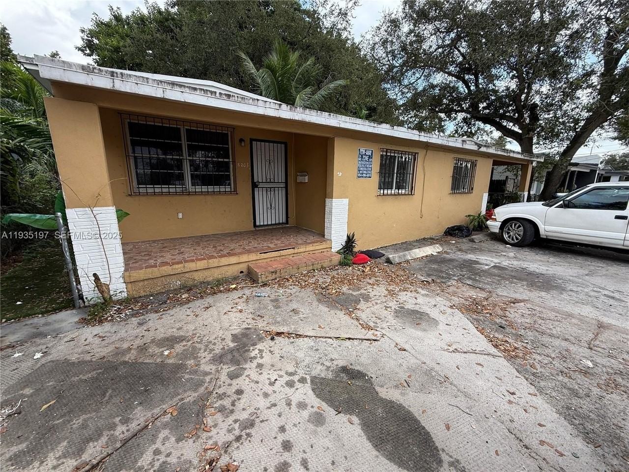 8203 Nw 5th Ct #8203 - Photo 2 of 13