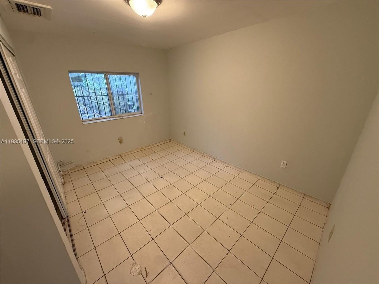 8203 Nw 5th Ct #8203 - Photo 5 of 13