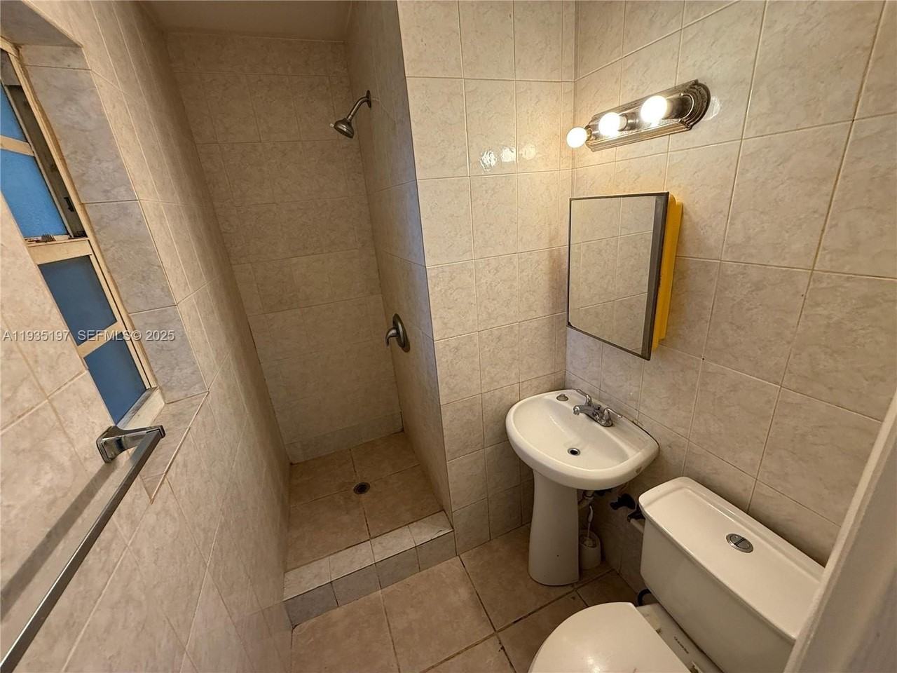 8203 Nw 5th Ct #8203 - Photo 7 of 13