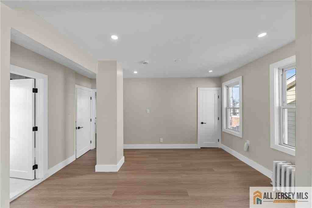 1608 Brunswick Ave #2 - Photo 4 of 8