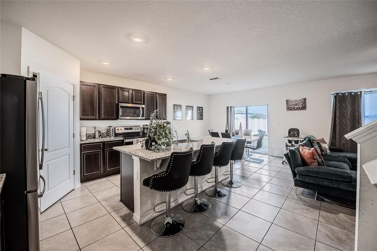 3883 Resting Robin Ave - Photo 6 of 44