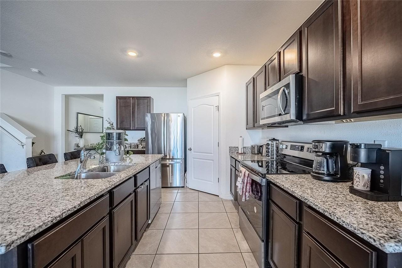 3883 Resting Robin Ave - Photo 7 of 44