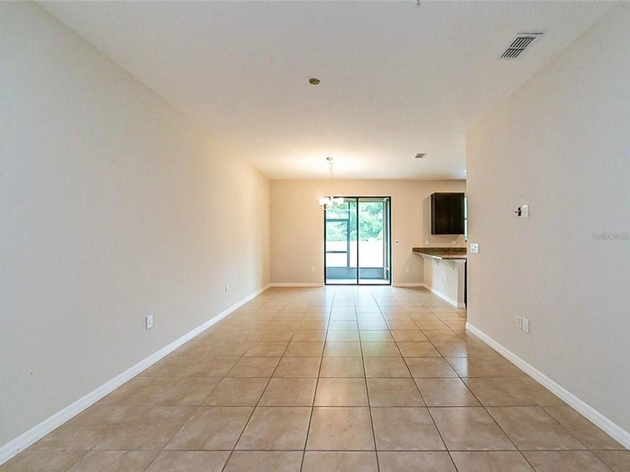 2440 Seven Oaks Dr - Photo 5 of 14