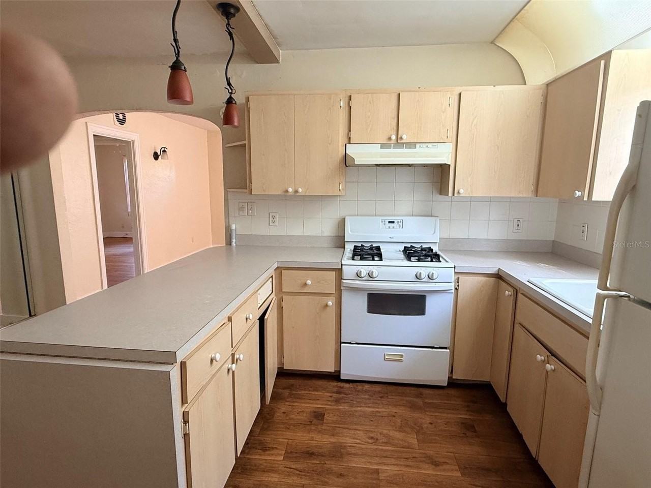 3610 Dartmouth Ave N - Photo 7 of 31