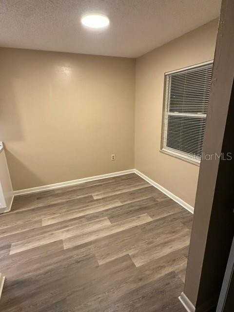 1359 Penny Royal Ct - Photo 5 of 10