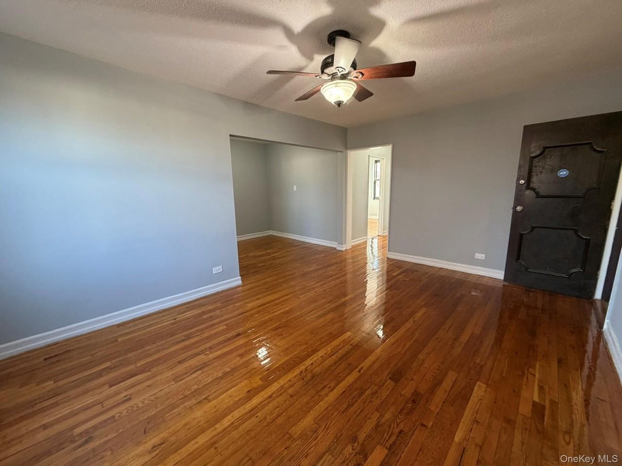 7043 Park Dr E - Photo 3 of 11