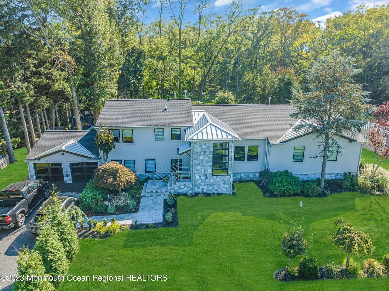 900 Darlene Ave - Photo 5 of 50