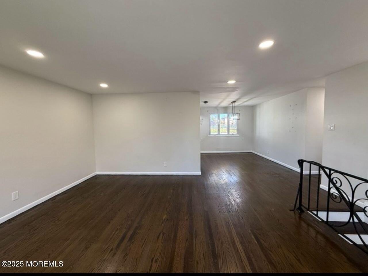 205 Mardale Drive - Photo 3 of 22