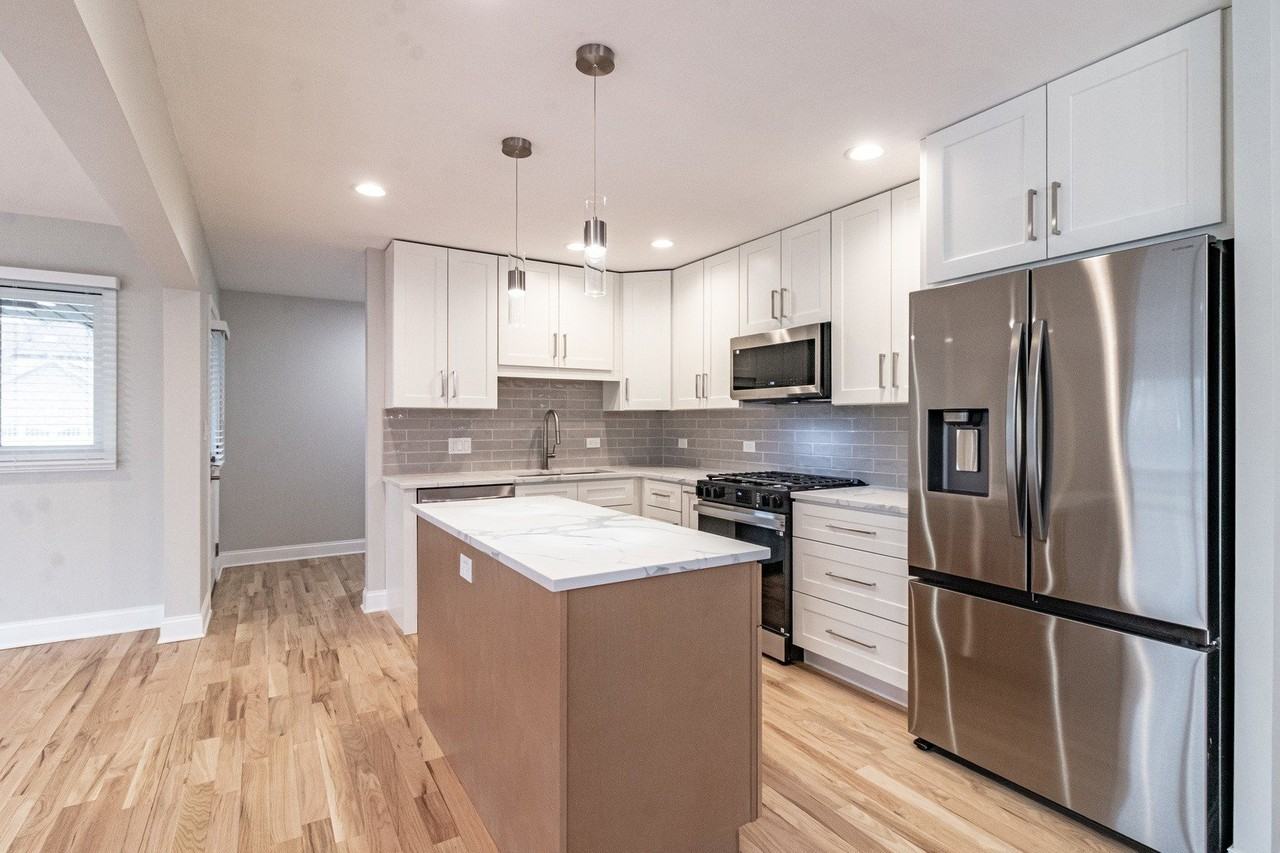 1240 Warrington Rd - Photo 7 of 21