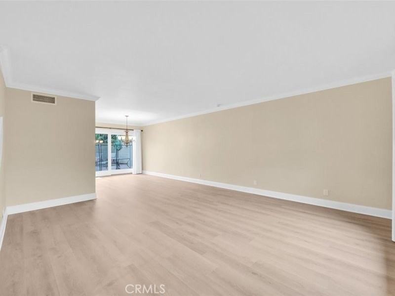 9862 Dragon Cir - Photo 7 of 44