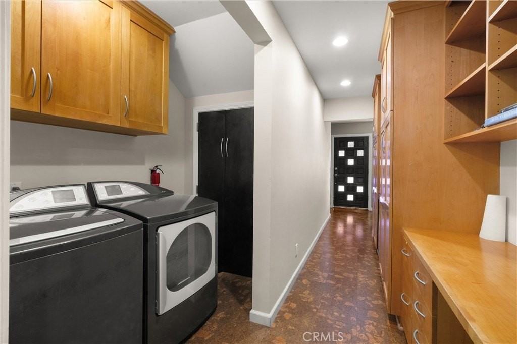 34061 Callita Dr - Photo 3 of 27