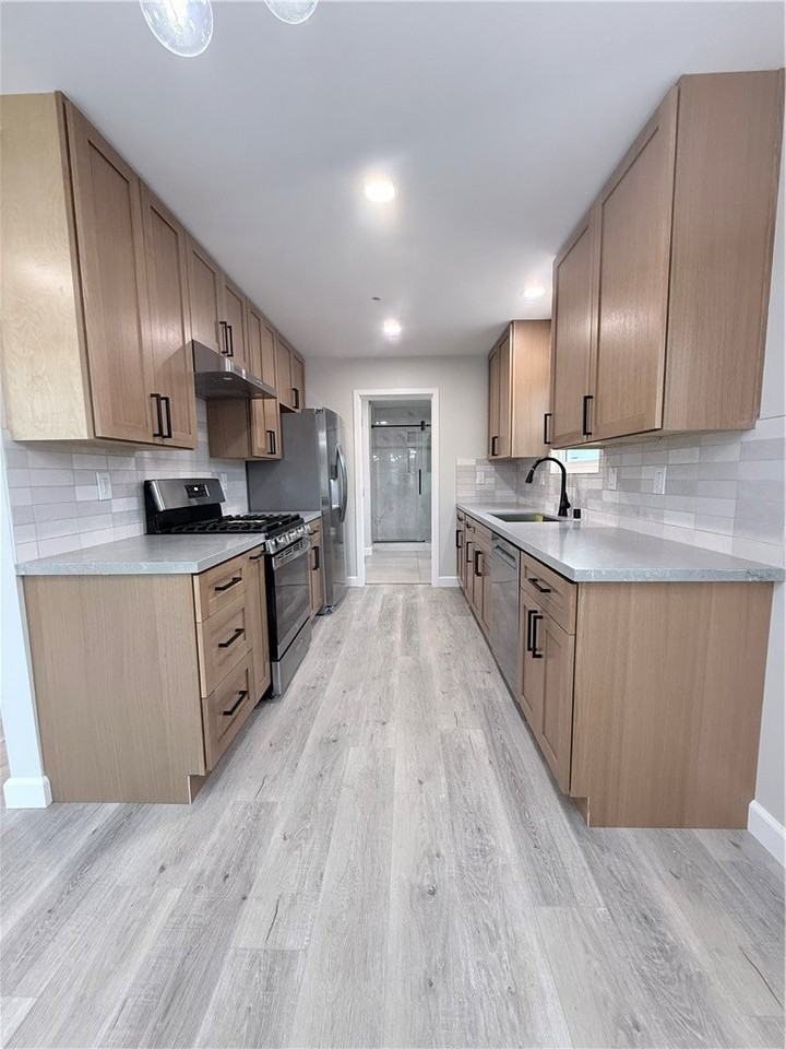 7182 El Verano Dr - Photo 7 of 28