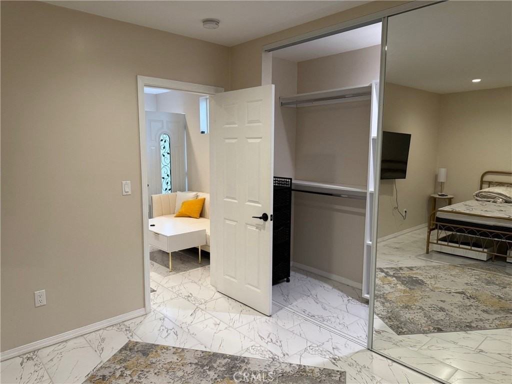 20625 Tuba St - Photo 7 of 11