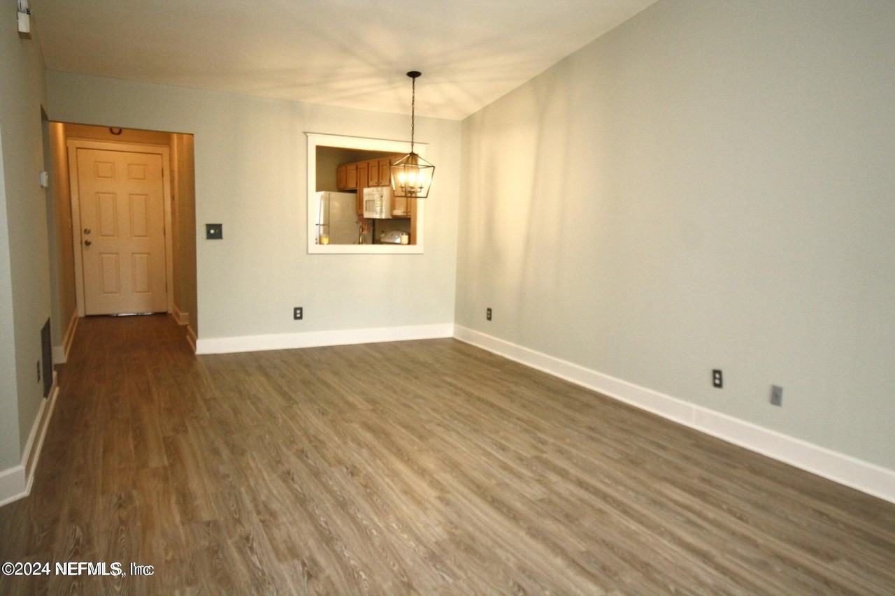 2012 Sea Hawk Cir - Photo 4 of 13