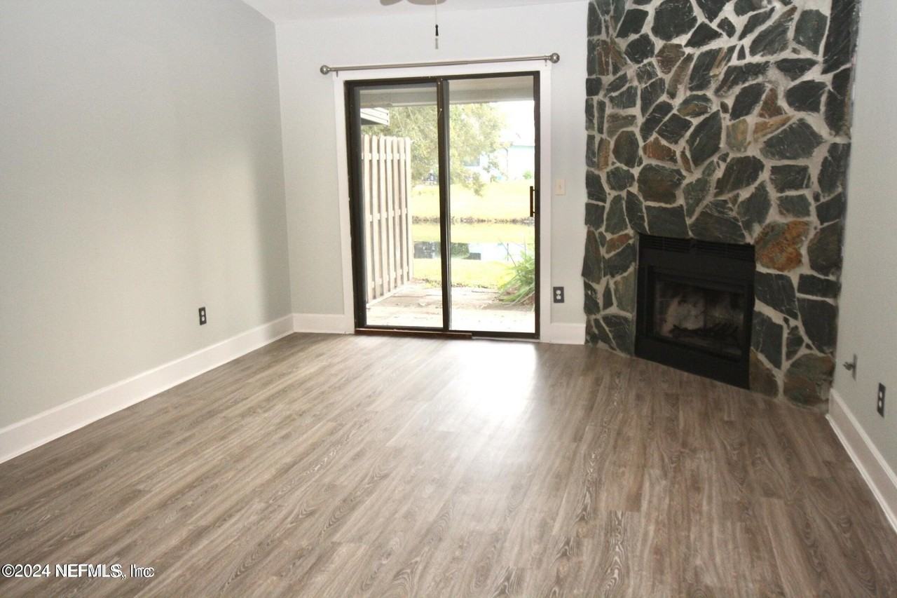 2012 Sea Hawk Cir - Photo 5 of 13