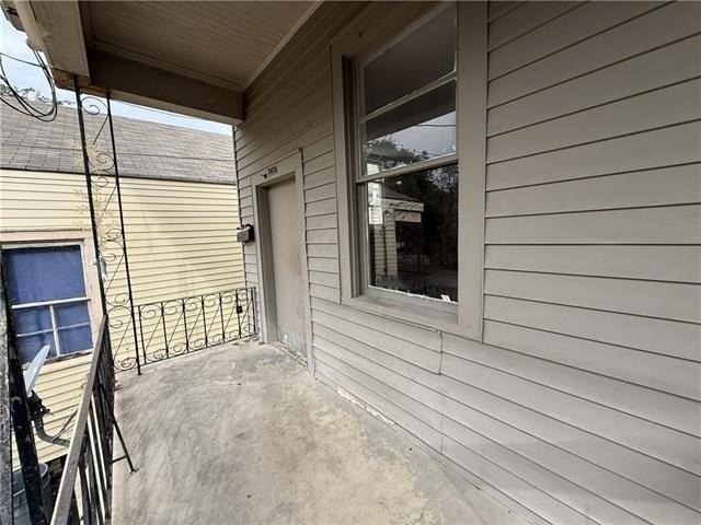 3029 Banks St - Photo 2 of 15